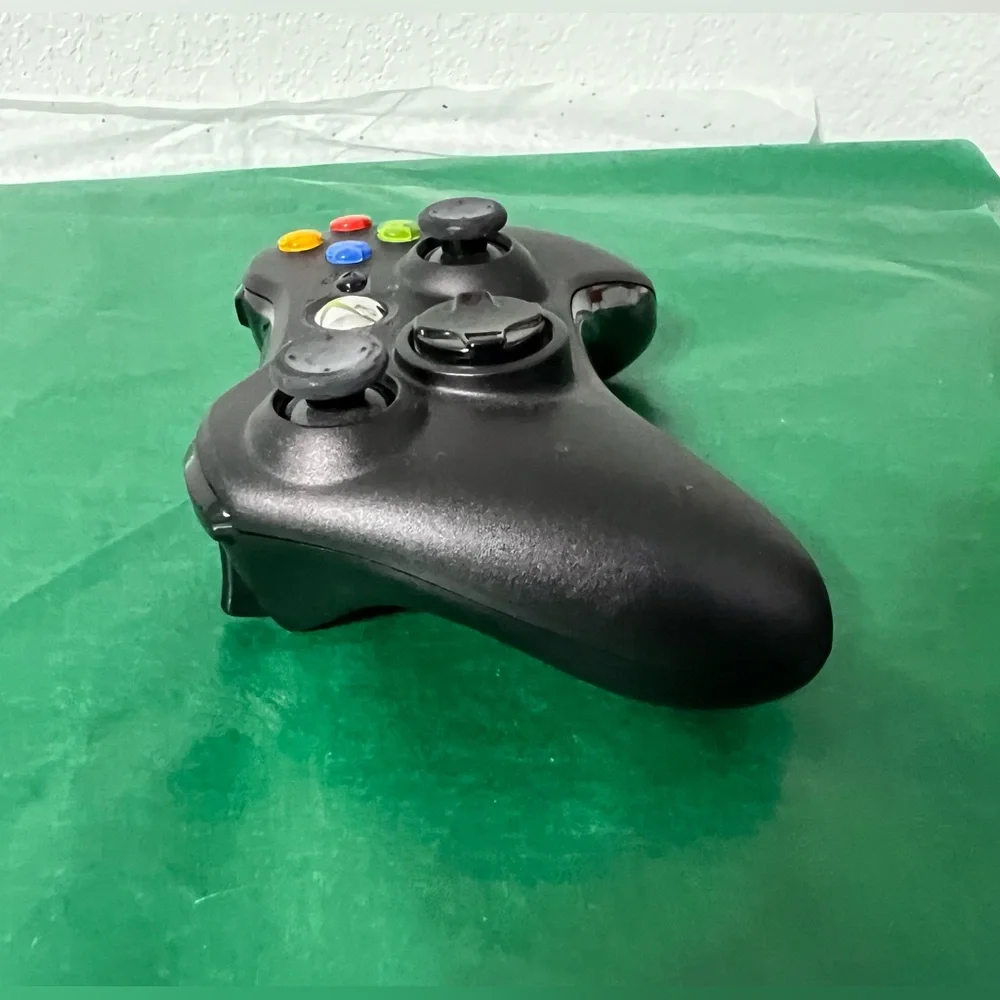 Xbox 360 NYKO game controller black unused